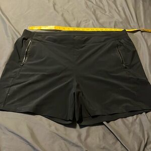 Women's Black Columbia Tidal II PFG Shorts